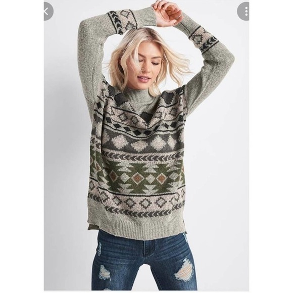 Venus Geometric Print Turtleneck Sweater Gray Small - Picture 9 of 11